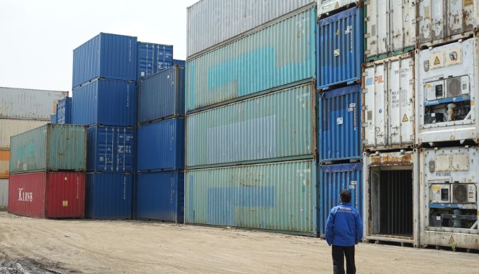 3 sewa shipping container pengiriman